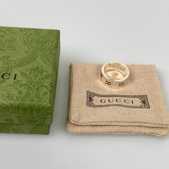 NIB Gucci x Adidas Engraved Extra-wide Ring In Undefined Size 21 - Picture 9 of 11